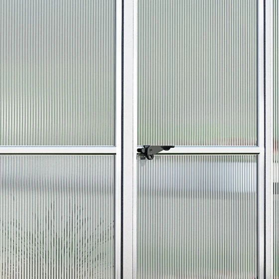 8'x16' Palram Canopia Bella Large Walk In Silver Aluminium Framed Greenhouse (2.4x4.8m) - Image 6